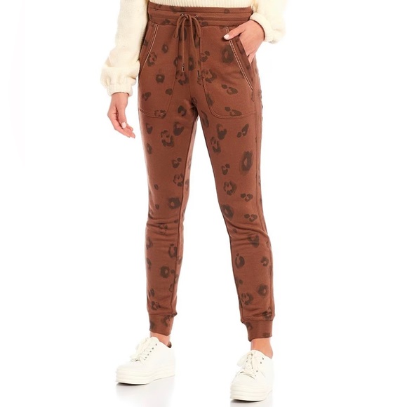 Splendid Pants - NWT Splendid  Drawstring Waist Mid Rise Leopard Print Coordinating Joggers small